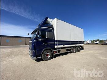 Samochód ciężarowy chłodnia Volvo FH16 700