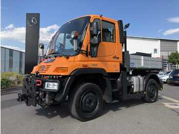 Unimog UNIMOG U300 4x4  - Samochód ciężarowy skrzyniowy/ Platforma