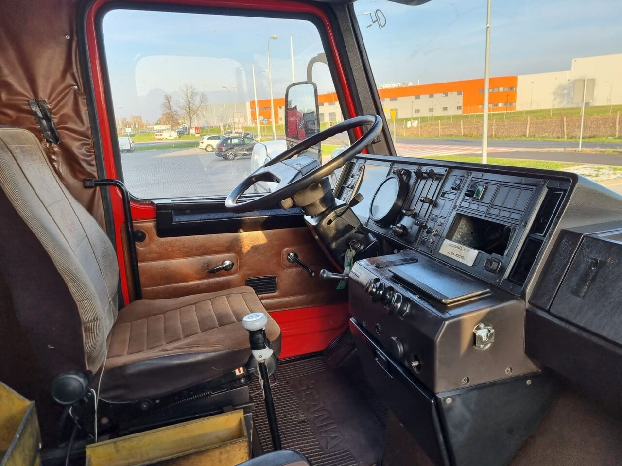 Samochód ciężarowe pod zabudowę Scania 82M 210: zdjęcie 24