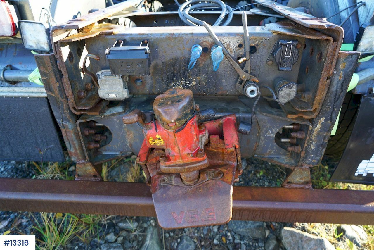 Samochód ciężarowe pod zabudowę Scania R124: zdjęcie 14