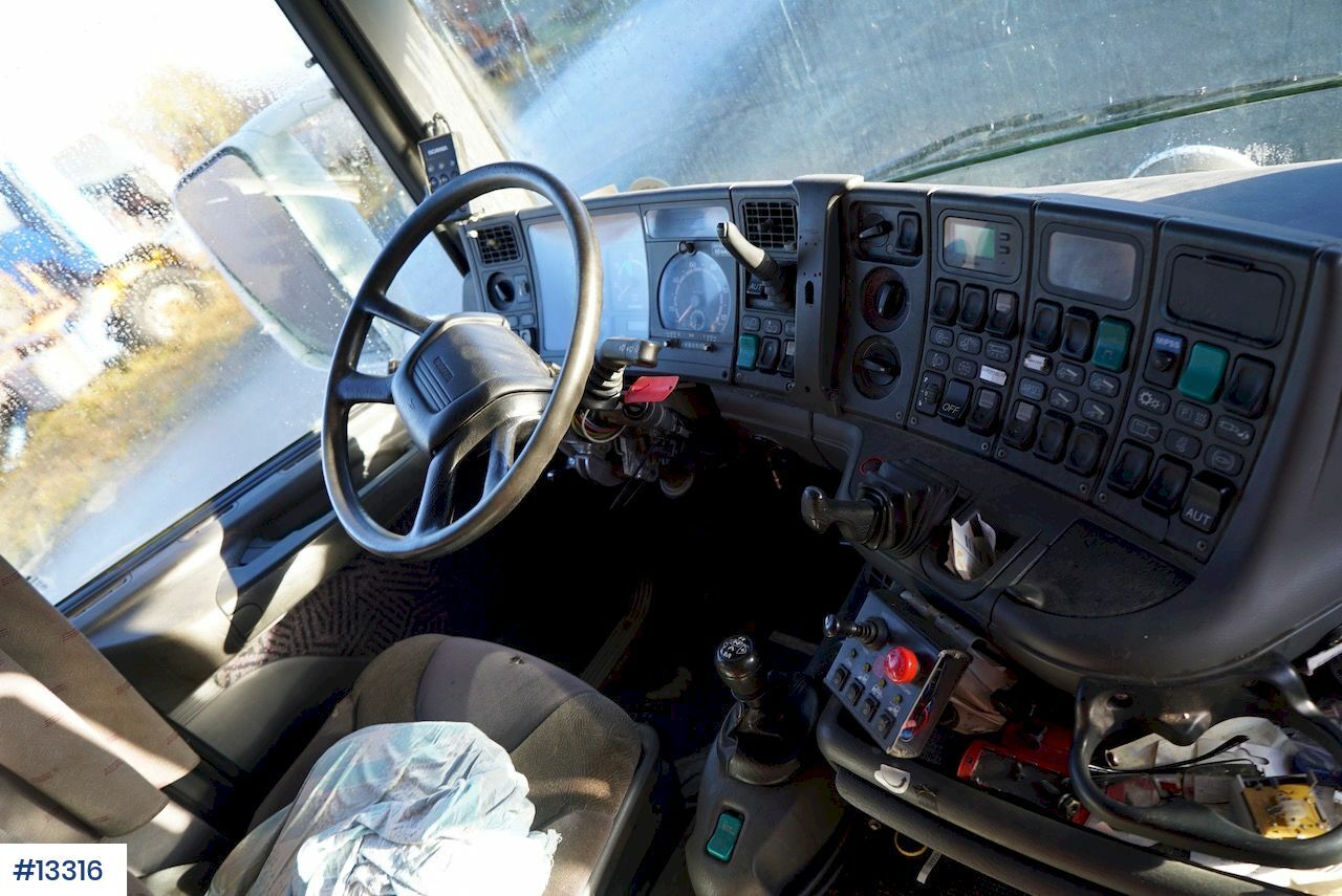 Samochód ciężarowe pod zabudowę Scania R124: zdjęcie 20