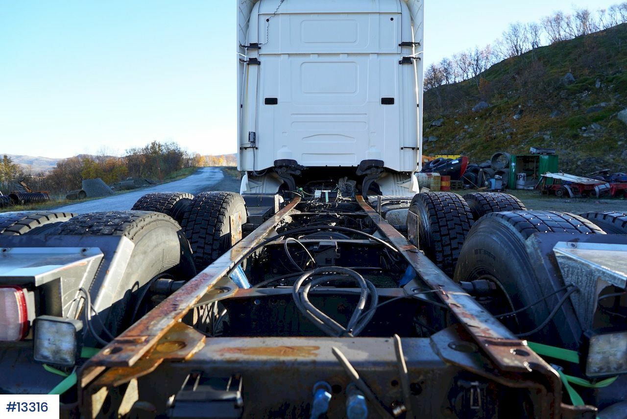 Samochód ciężarowe pod zabudowę Scania R124: zdjęcie 15