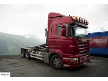 Ciężarówka hakowiec Scania R560: zdjęcie 1
