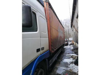 Samochód ciężarowy plandeka VOLVO FH 12: zdjęcie 3