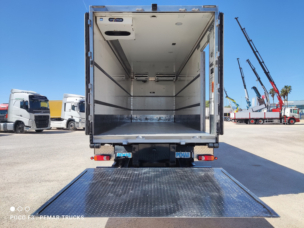 Samochód ciężarowy chłodnia VOLVO FL 280 FRIGORIFICO 18T EURO 6: zdjęcie 11