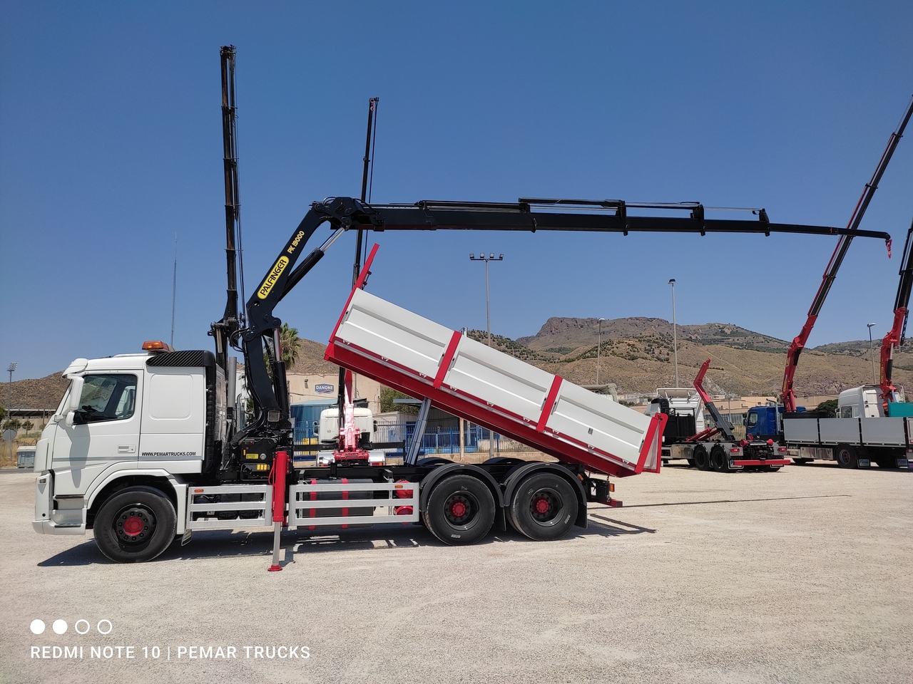Wywrotka, Samochod ciężarowy z HDS VOLVO FM 440 6X4 GRUA BASCULANTE: zdjęcie 22
