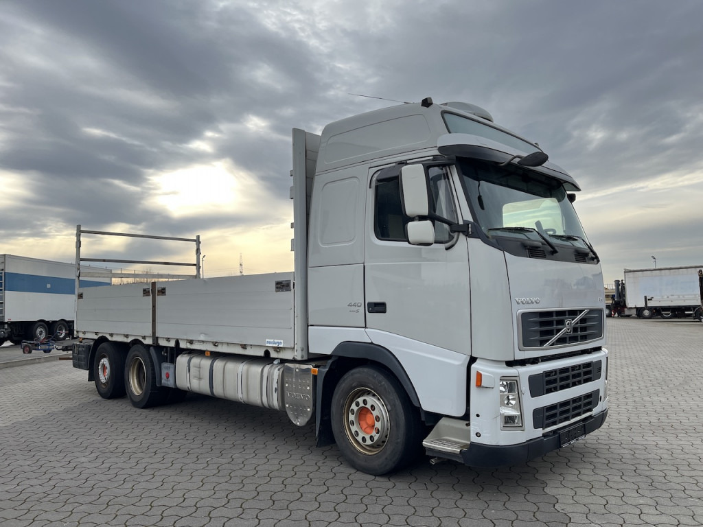 Samochód ciężarowy skrzyniowy/ Platforma Volvo FH 440 6x2   Lenk- Liftachse: zdjęcie 10