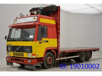Samochód ciężarowy skrzyniowy/ Platforma Volvo FL12.380 - 6x2: zdjęcie 1