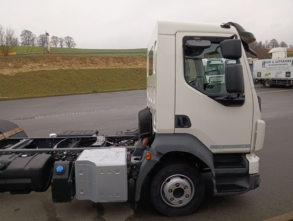 Samochód ciężarowe pod zabudowę Volvo FL210 4x2R Klima I-SYNC AHK PTO Blatt Kipper: zdjęcie 25