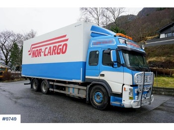 Samochód ciężarowy furgon Volvo FM12: zdjęcie 1