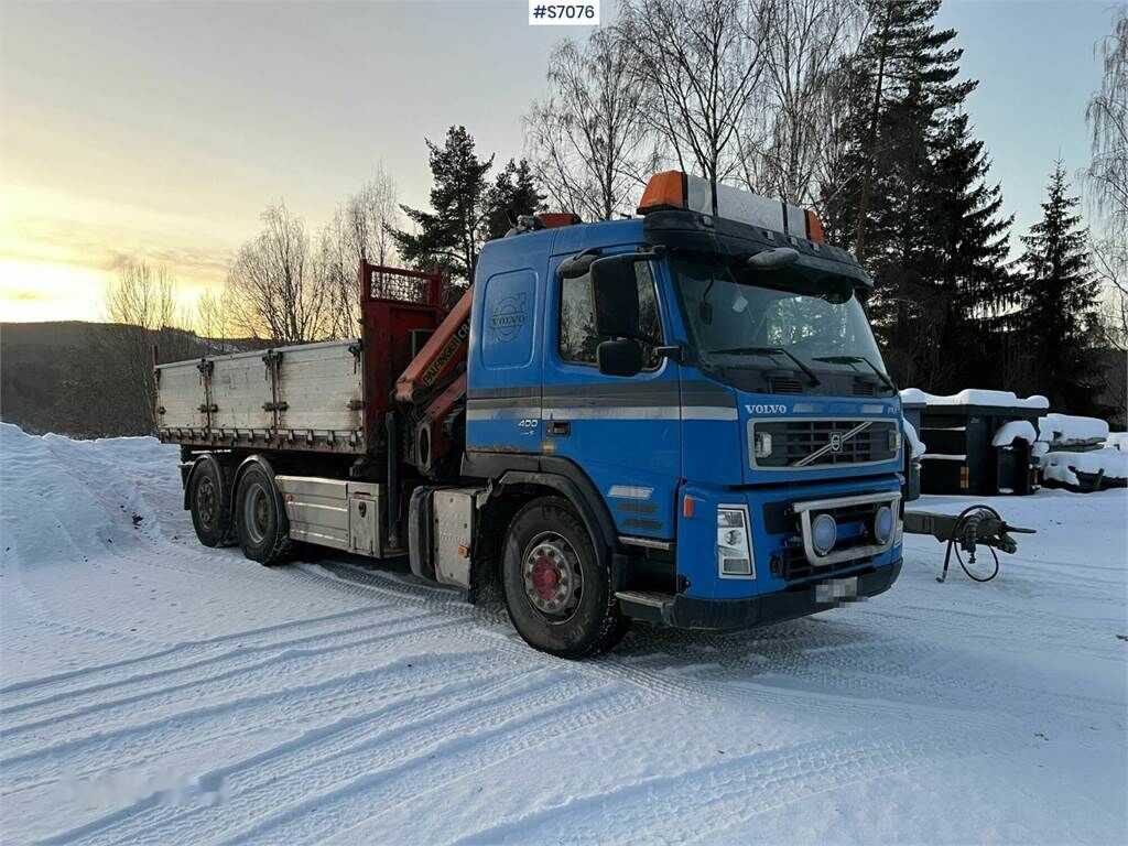 Samochód ciężarowy skrzyniowy/ Platforma, Samochod ciężarowy z HDS Volvo FM400 6*2 Crane Truck with tiltable flatbed + Palf: zdjęcie 2