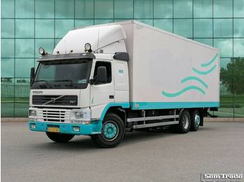 Ciężarówka izotermiczna Volvo FM7.310 6X2 ISOLATED BOX TAIL LIFT TOP CONDITION !: zdjęcie 1
