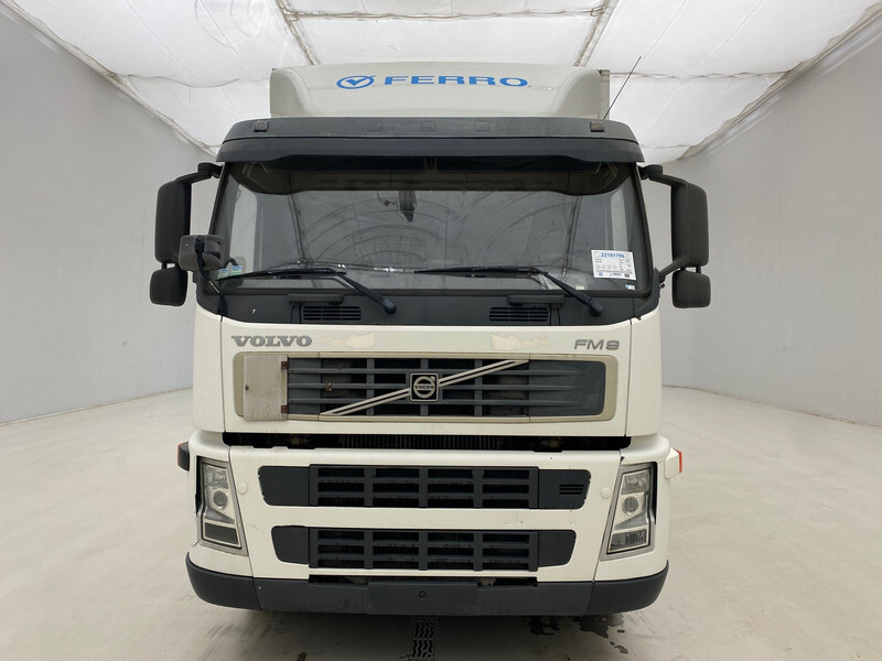 Samochód ciężarowy furgon Volvo FM9.300 - 6x2: zdjęcie 2