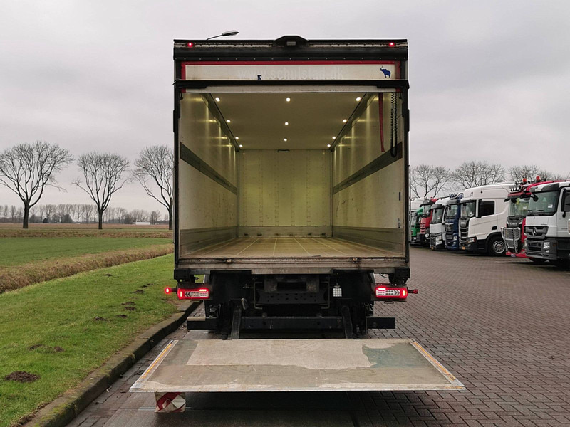 Samochód ciężarowy furgon Volvo FM 330 6x2*4 taillift airco: zdjęcie 15