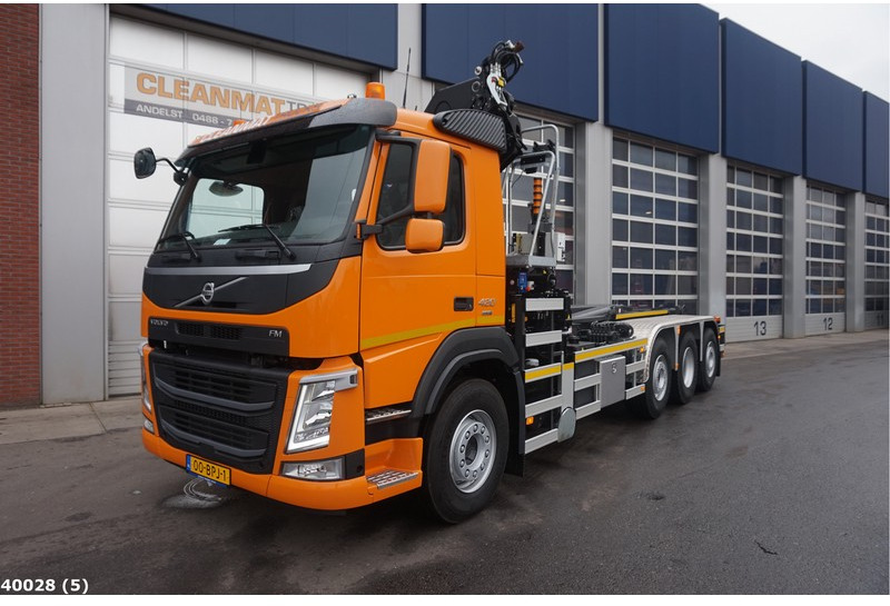 Ciężarówka hakowiec, Samochod ciężarowy z HDS Volvo FM 420 8x2 HMF 28 ton/meter laadkraan: zdjęcie 2