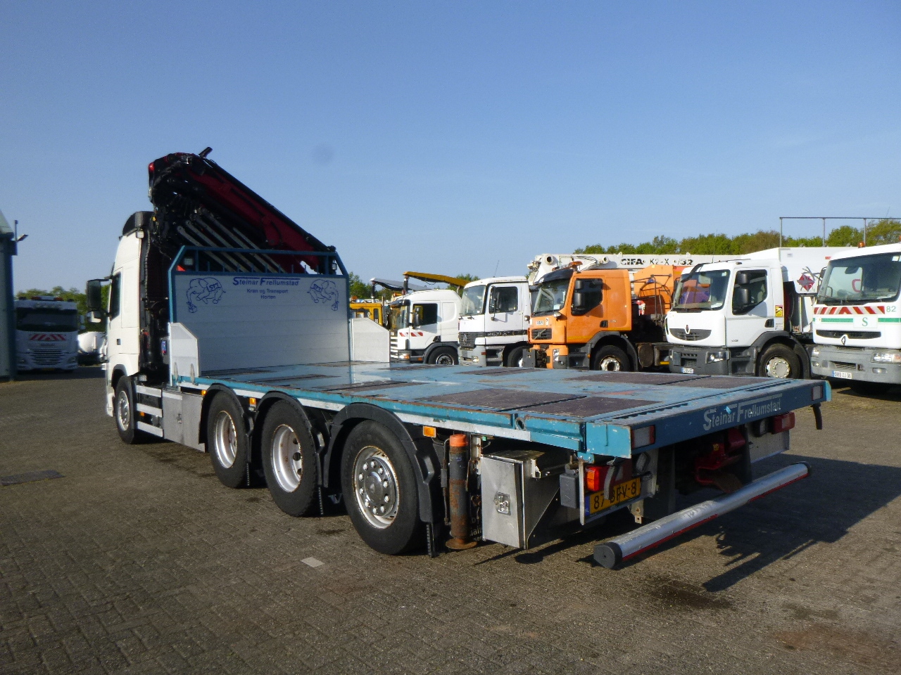 Samochód ciężarowy skrzyniowy/ Platforma, Samochod ciężarowy z HDS Volvo FM 500 8x4 + HMF 5020 K6 + Jib FJ1000 K5: zdjęcie 11