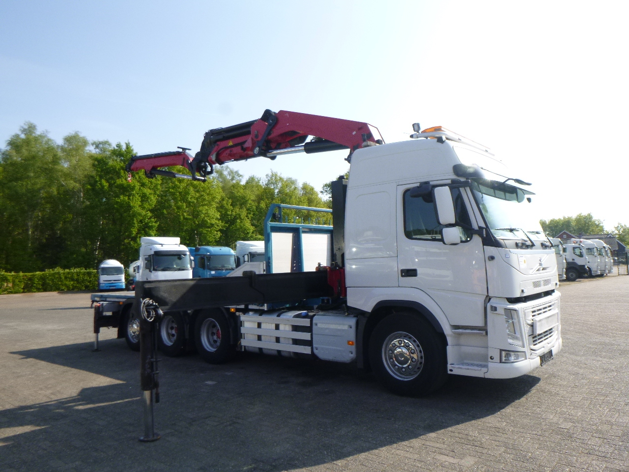 Samochód ciężarowy skrzyniowy/ Platforma, Samochod ciężarowy z HDS Volvo FM 500 8x4 + HMF 5020 K6 + Jib FJ1000 K5: zdjęcie 6