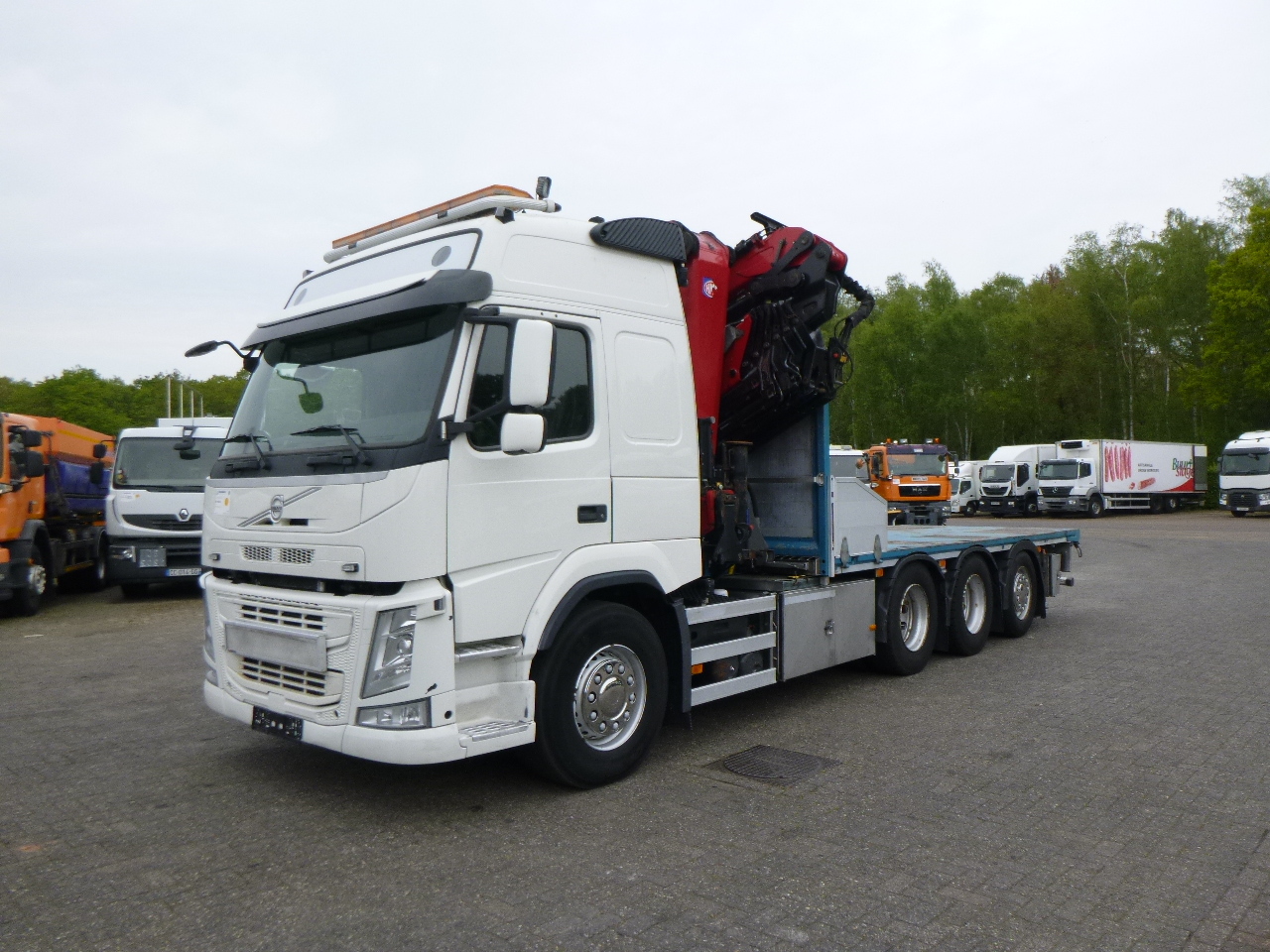 Samochód ciężarowy skrzyniowy/ Platforma, Samochod ciężarowy z HDS Volvo FM 500 8x4 + HMF 5020 K6 + Jib FJ1000 K5: zdjęcie 8