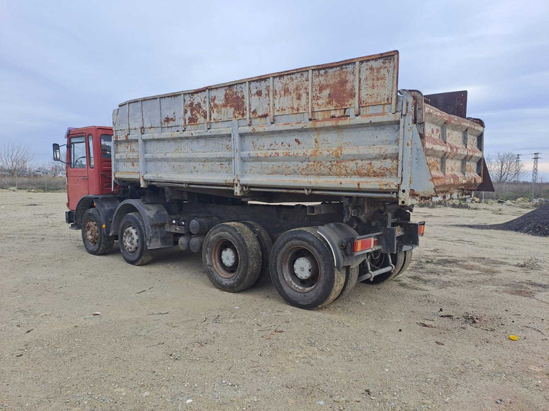 Wywrotka MAN 32.331 dump truck