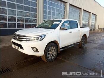  2017 Toyota Hilux Invincible - pick-up