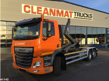 Ciężarówka hakowiec DAF CF 430