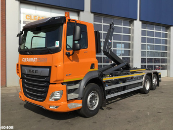 Ciężarówka hakowiec DAF CF 430