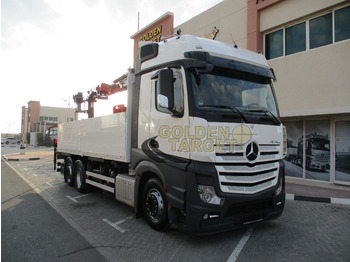 Samochod ciężarowy z HDS MERCEDES-BENZ Actros 2545