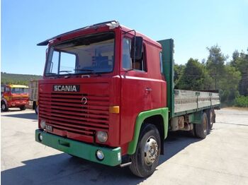 Samochód ciężarowy skrzyniowy/ Platforma SCANIA 141