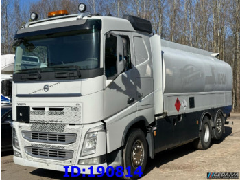 Samochód ciężarowy cysterna VOLVO FH13 500