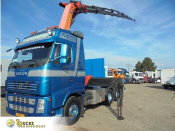 Samochod ciężarowy z HDS VOLVO FH16 520