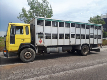 Ciężarówka do przewozu zwierząt VOLVO FL
