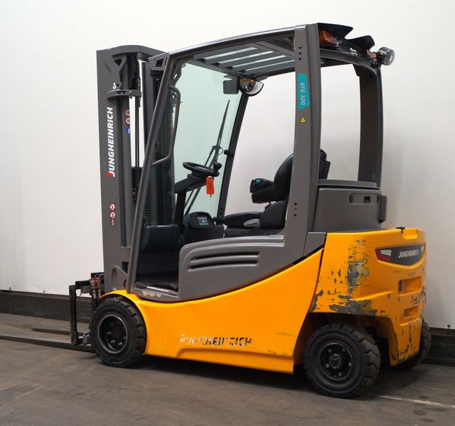 Wózek widłowy elektryczny Jungheinrich EFG320