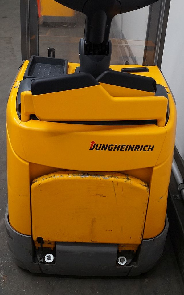 Wózek wys. podnoszenia Jungheinrich ERC215