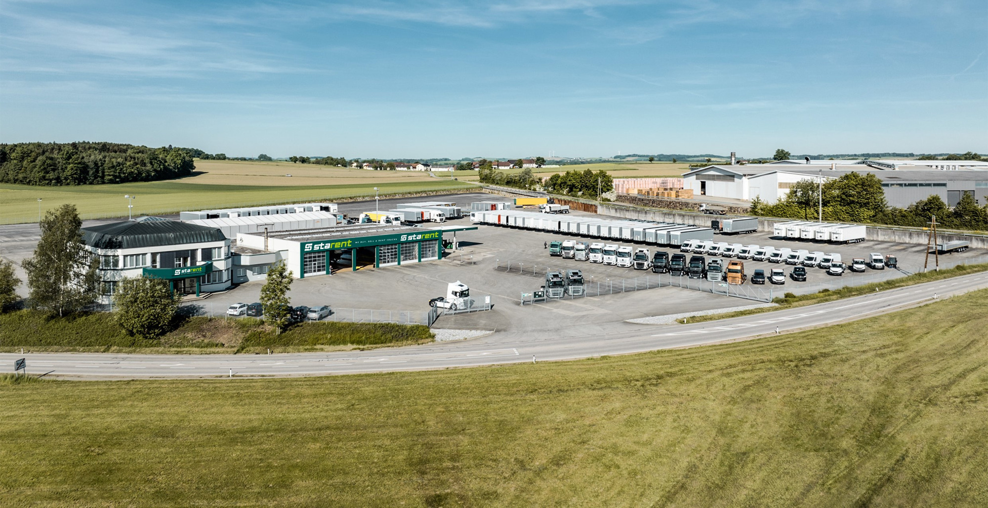 STARENT Truck & Trailer GmbH - Naczepy KRONE undefined: zdjęcie 1