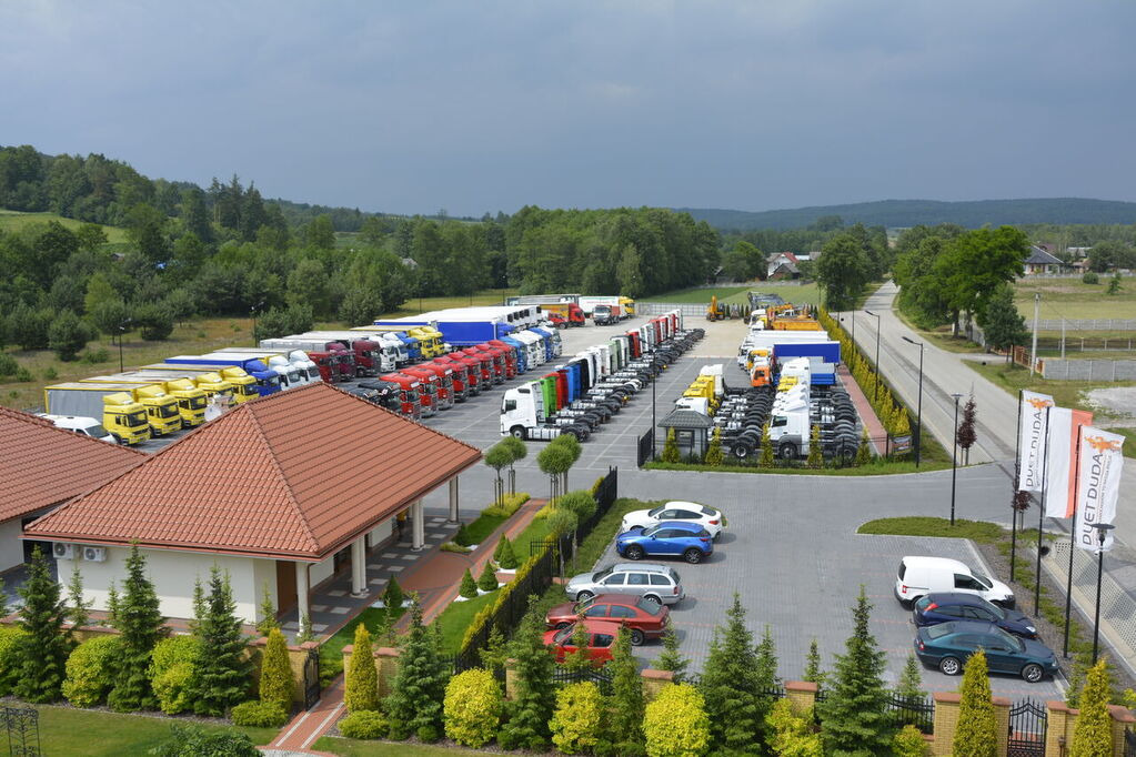 DUETDUDA - Maszyny budowlane MERCEDES-BENZ undefined: zdjęcie 3