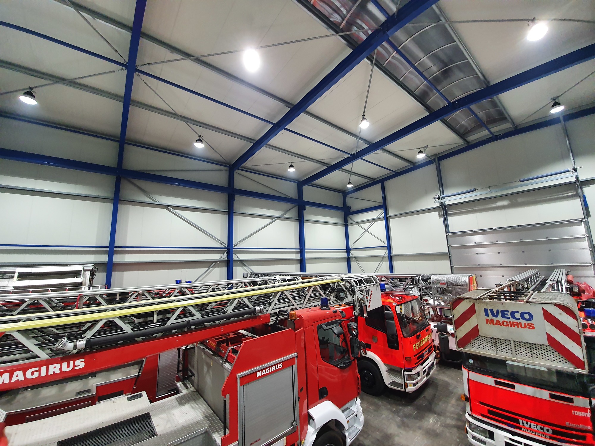 A.M. Hommeles B.V. - Komunalne/ Specjalistyczne - 8x8, diesel undefined: zdjęcie 1