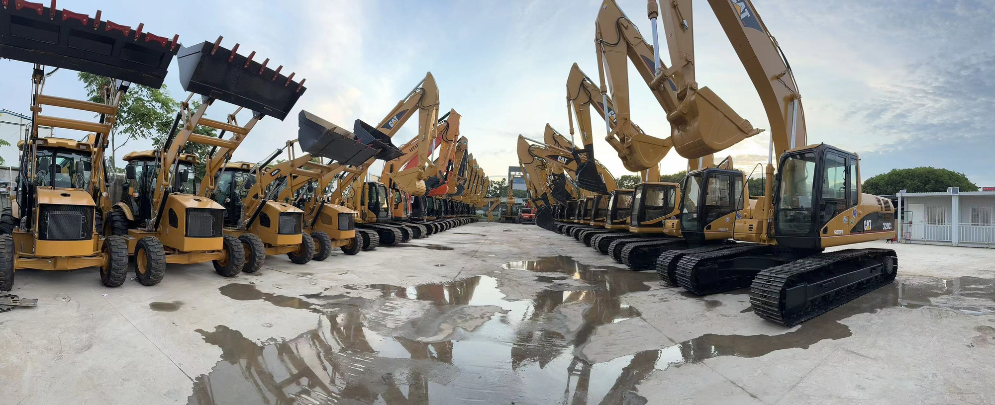 Sunight Development Company Limited - Maszyny budowlane JCB undefined: zdjęcie 6