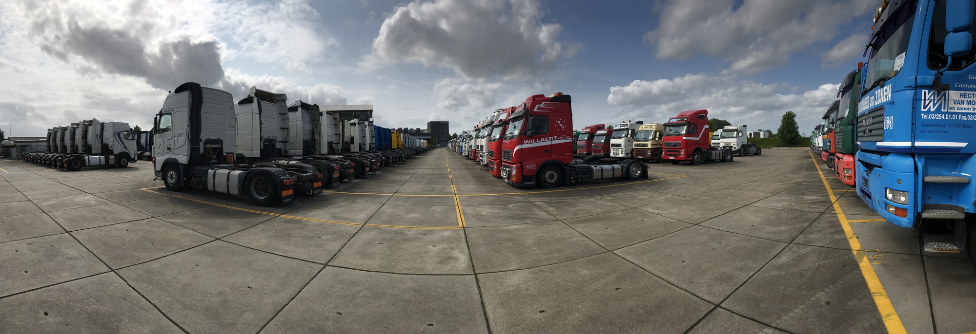 Degroote Trucks & Trailers - Samochody ciężarowe undefined: zdjęcie 7