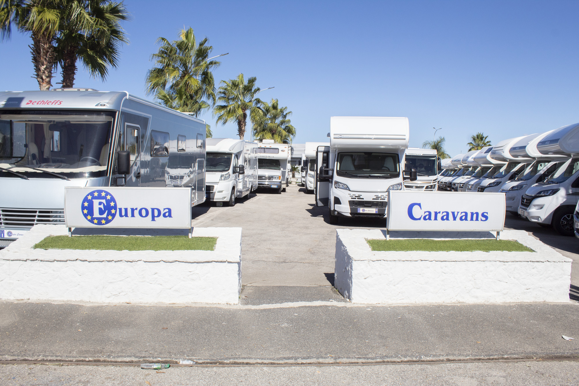 EUROPA CARAVANS SRL - ogłoszenia sprzedaży undefined: zdjęcie 1