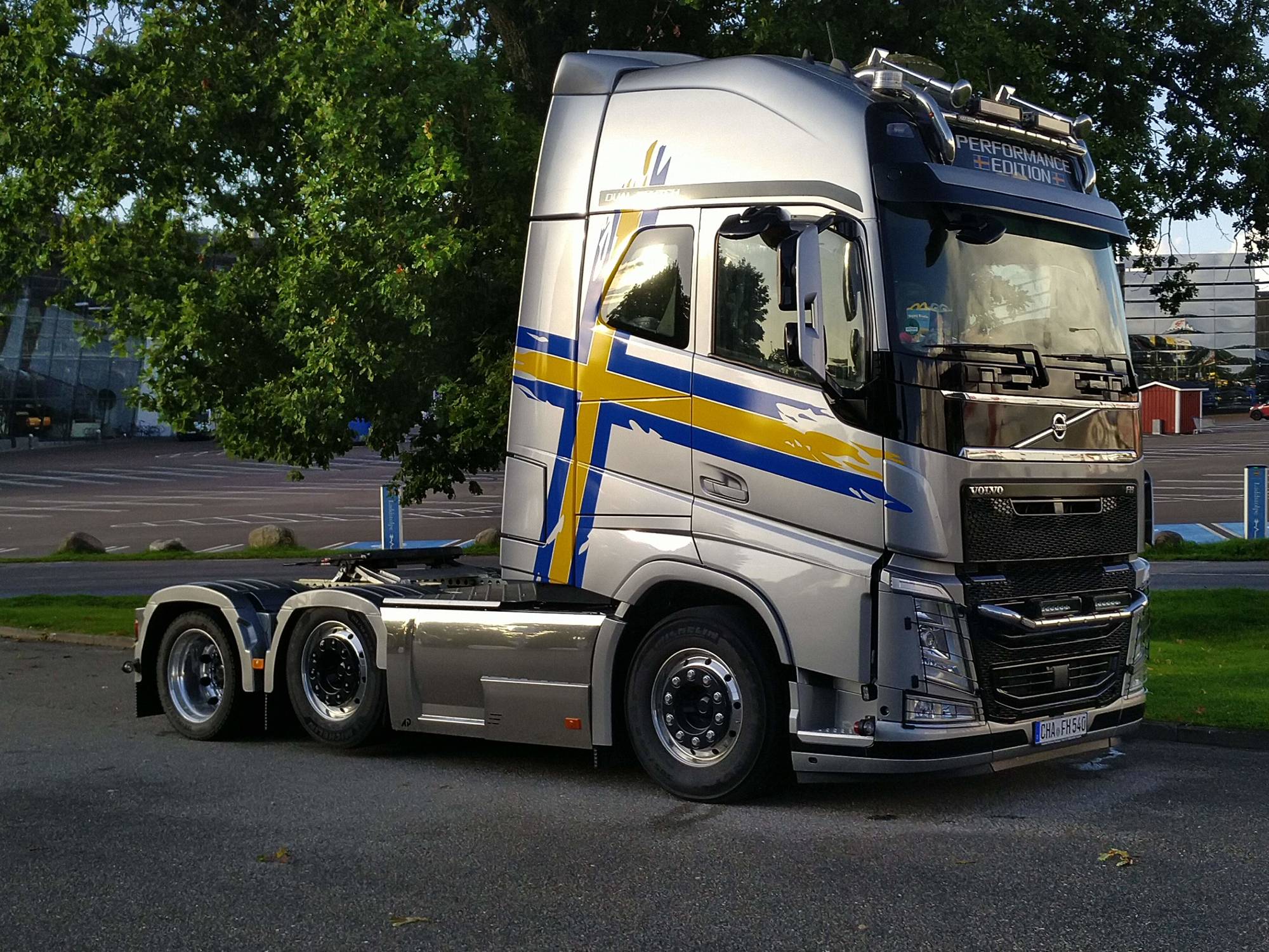 LKW-Service Nuernberger KG - ogłoszenia sprzedaży undefined: zdjęcie 2