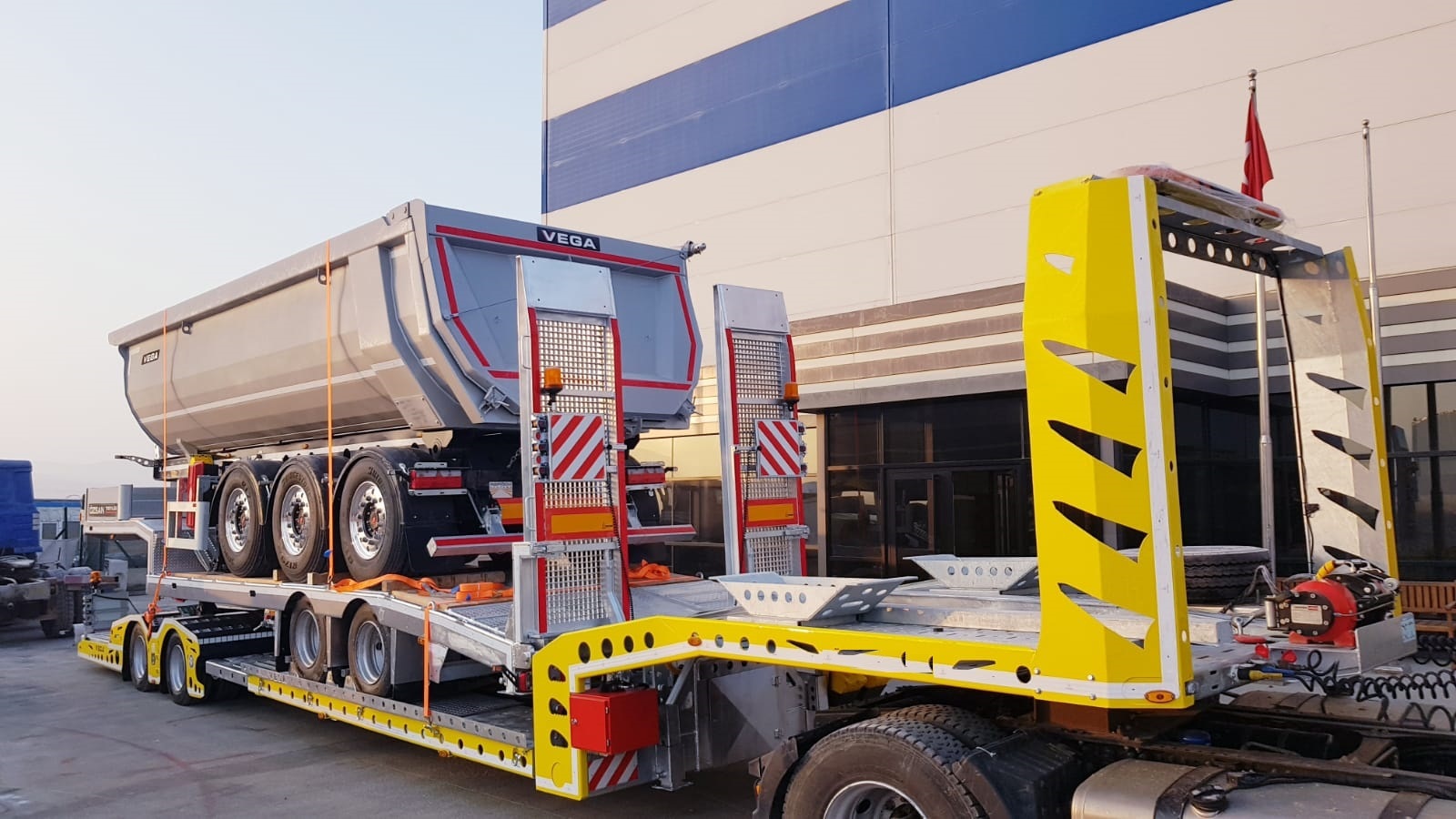 VEGA TRAILER - ogłoszenia sprzedaży undefined: zdjęcie 32