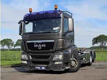 Samochód ciężarowe pod zabudowę MAN TGS 26.400