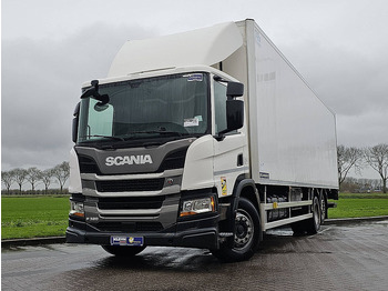 Samochód ciężarowy chłodnia SCANIA P 320