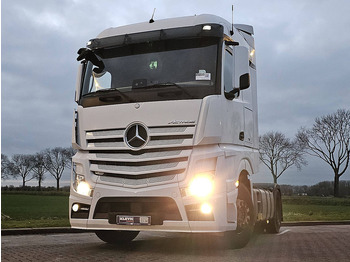 Ciągnik siodłowy MERCEDES-BENZ Actros 1845