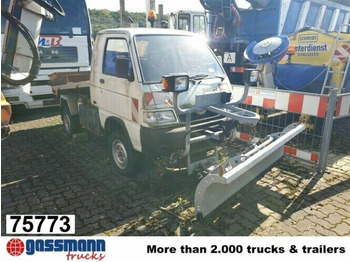 Samochód dostawczy wywrotka