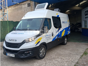 Dostawczy kontener IVECO Daily 35s16