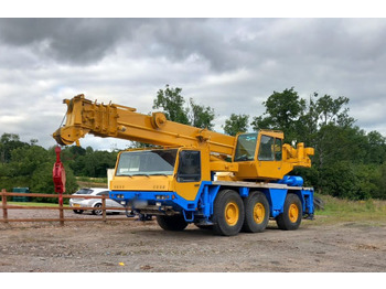 Dźwig samojezdny Tadano Faun RTF 40-3: zdjęcie 3