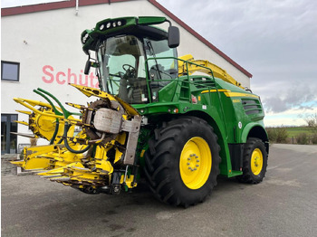 Sieczkarnia JOHN DEERE 8300