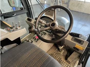 Zamiatarka uliczna Hako Citymaster CM 2200 Kehrmaschine 2 m³: zdjęcie 4