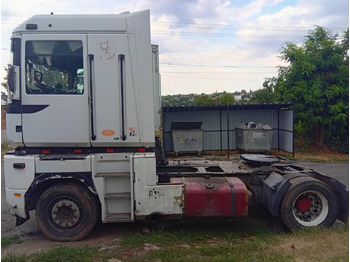 Ciągnik siodłowy RENAULT Magnum 440